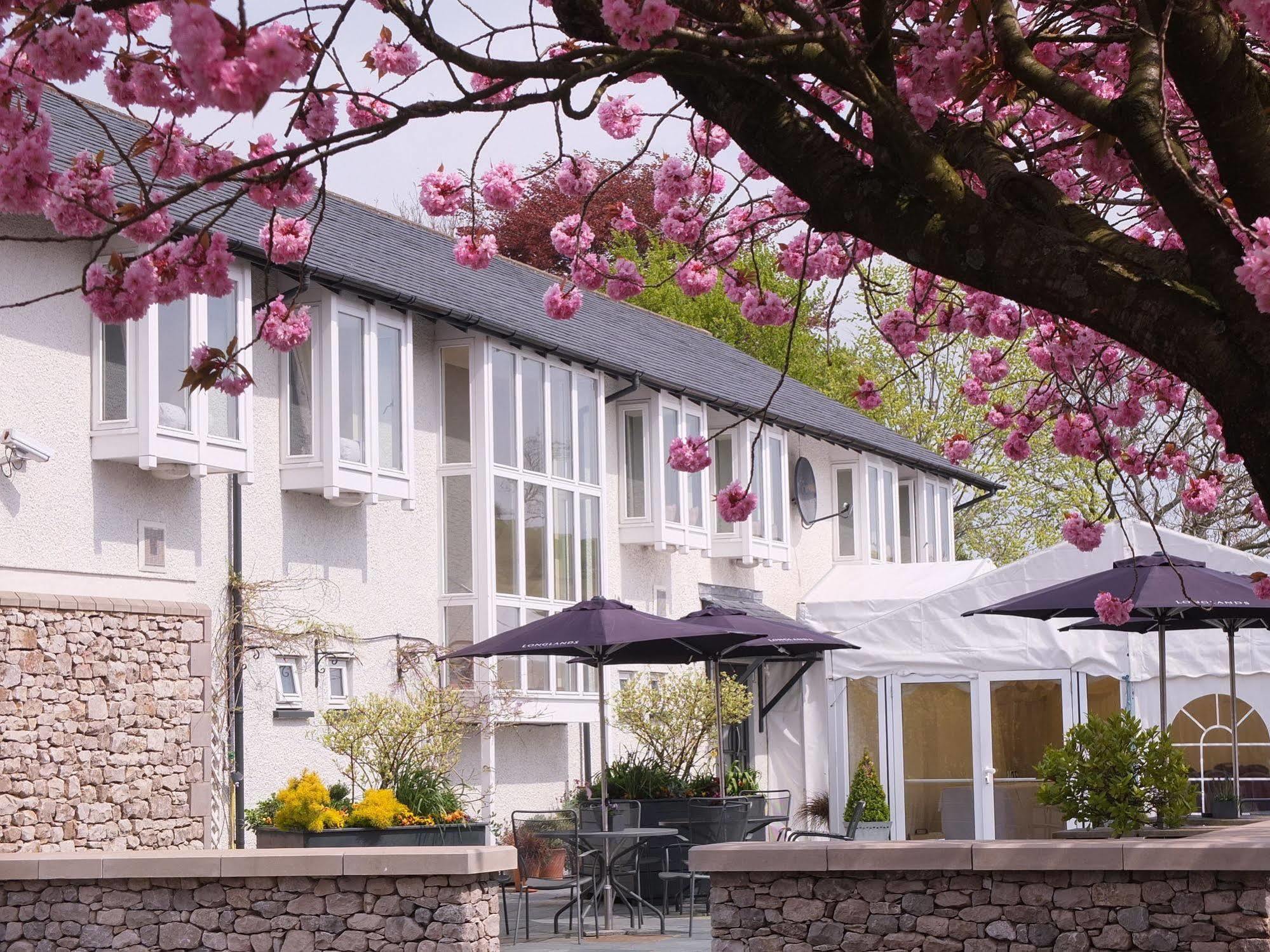 Longlands Inn & Cottages Carnforth Exterior photo The hotel in 2011